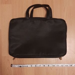 Kestrel + Cosmetic Bag + huge 4 pockets+ used